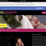 Discount Pass LoraSinClare